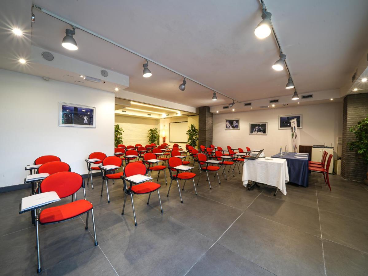 Hotel La Meridiana Perugia Esterno foto