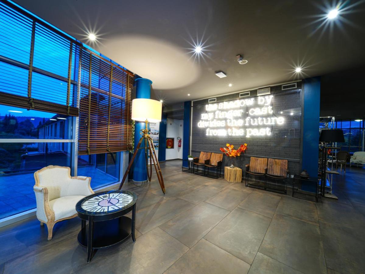 Hotel La Meridiana Perugia Esterno foto