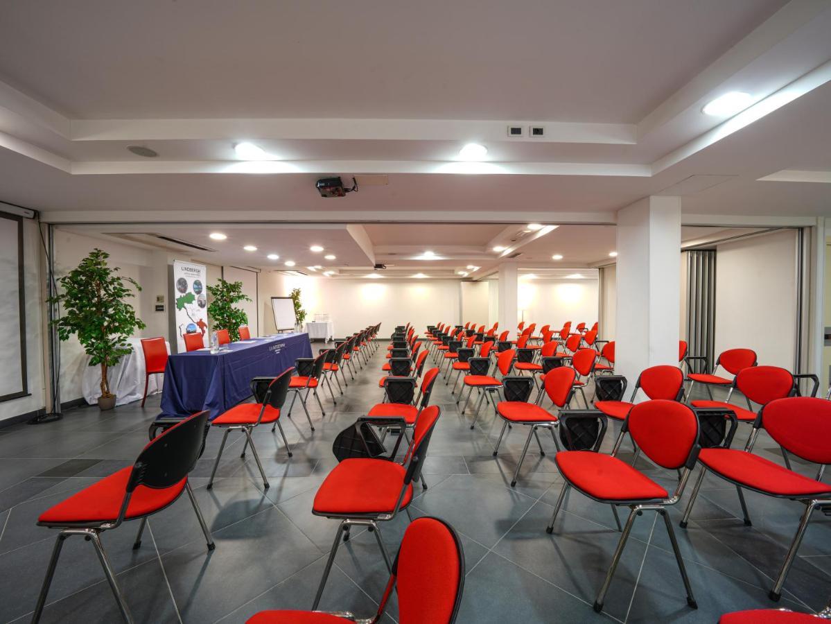 Hotel La Meridiana Perugia Esterno foto