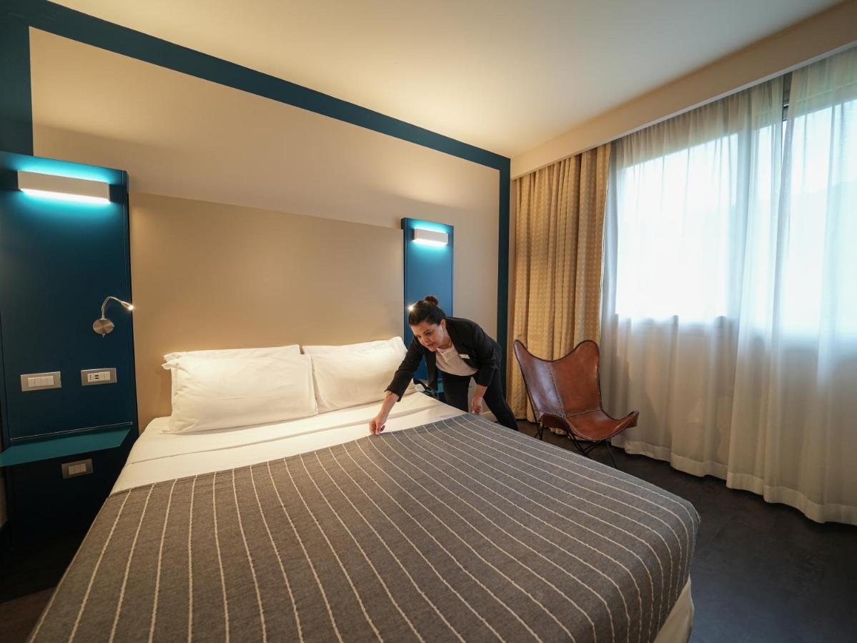 Hotel La Meridiana Perugia Esterno foto