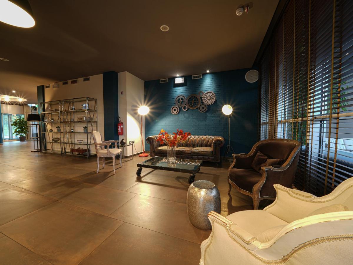 Hotel La Meridiana Perugia Esterno foto