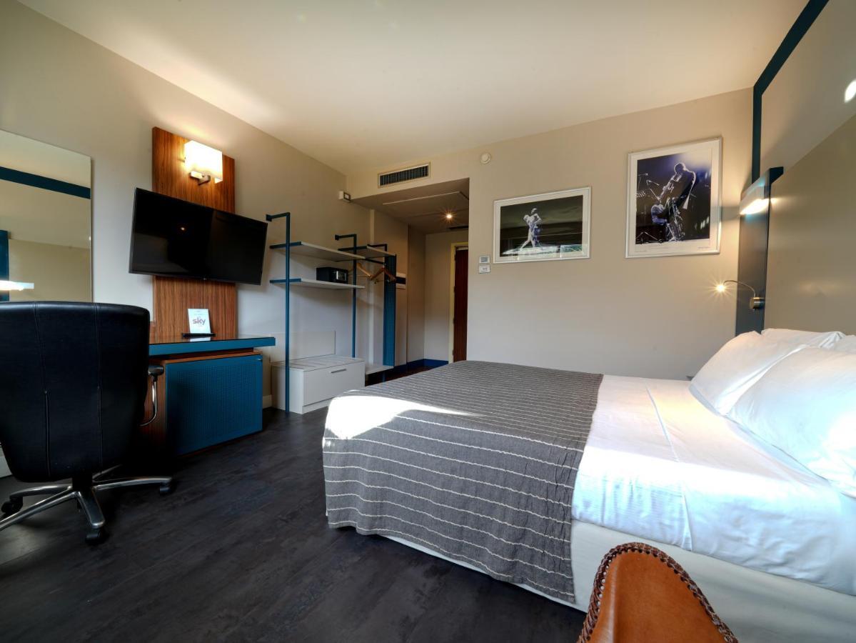 Hotel La Meridiana Perugia Esterno foto