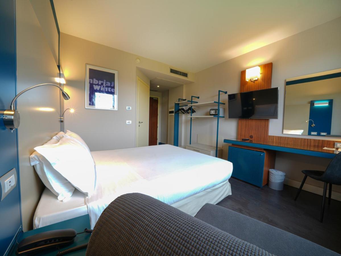 Hotel La Meridiana Perugia Esterno foto