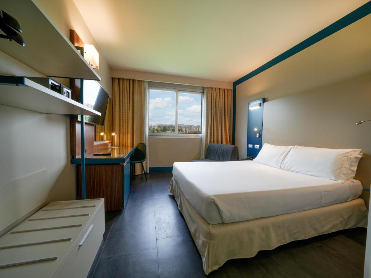 Hotel La Meridiana Perugia Esterno foto